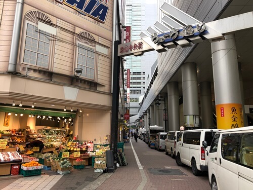 ウェーヴ通り前